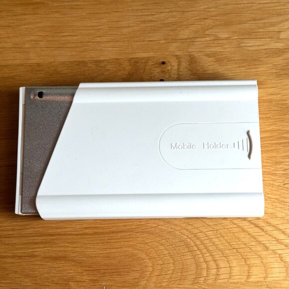 iWerkz Universal Folding Bluetooth Keyboard, White (44652WH) - Picture 7 of 15